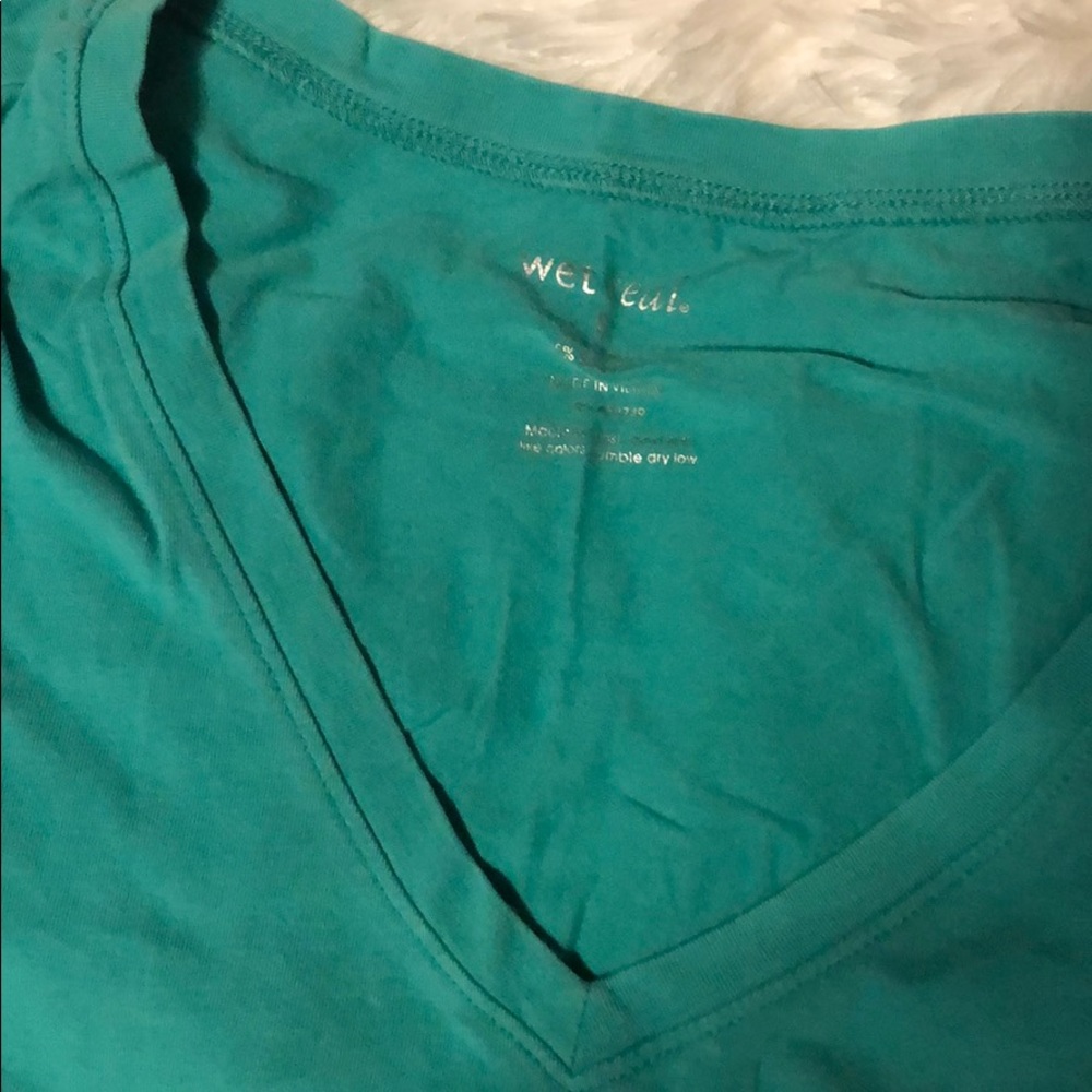 V NECK TOP - Picture 3 of 3